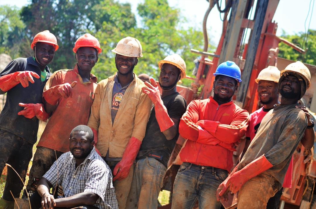 Équipe de forage MK224 au travail